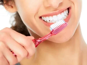 مراقبت‌های بعد از ایمپلنت دندان